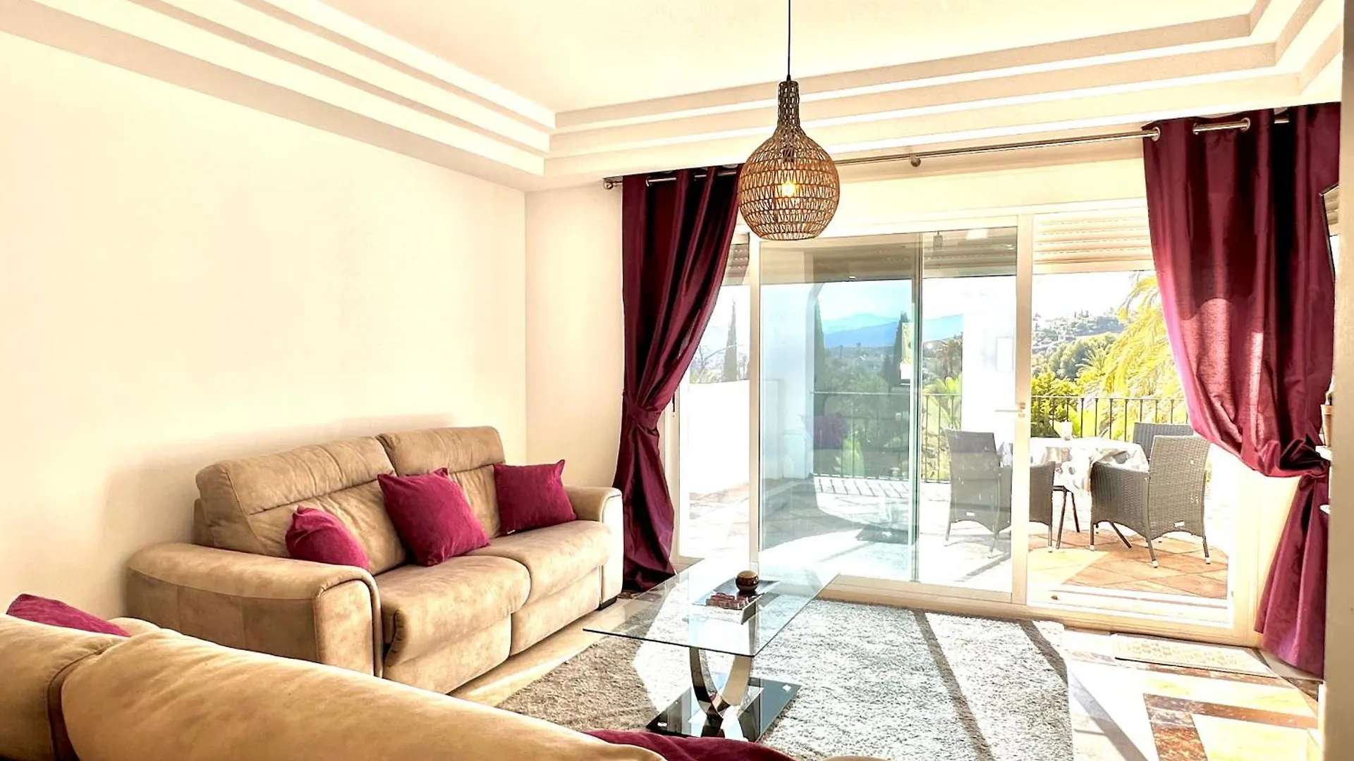 Duplex-Penthouse With Stunning Panoramic View Διαμέρισμα Μαρμπέλλα