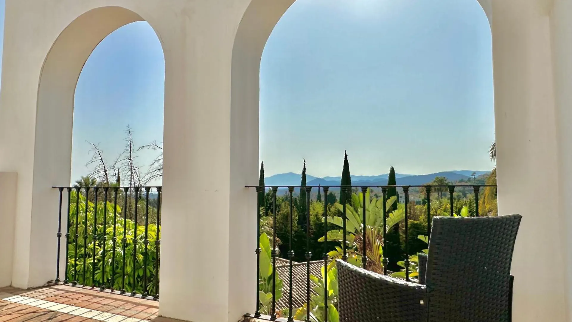 شقة Duplex-Penthouse With Stunning Panoramic View ماربيا